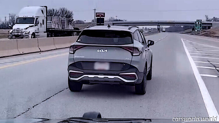 Большинство людей насмехаются над технологиями автономного вождения, пока они не сделают что-то подобное | Carscoops